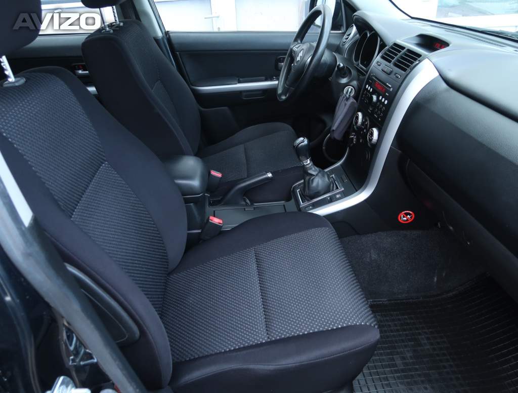 Foto inzerátu Suzuki Grand Vitara 2.0