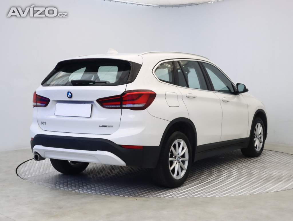 Foto inzerátu BMW X1 sDrive18i