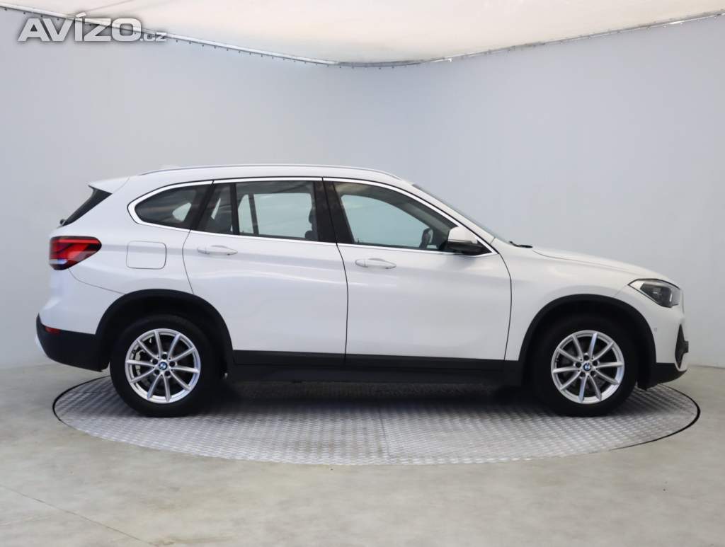 Foto inzerátu BMW X1 sDrive18i