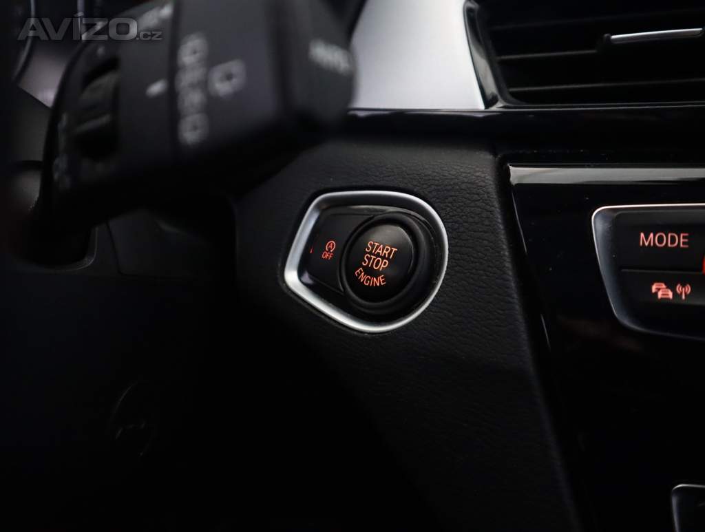 Foto inzerátu BMW X1 sDrive18i