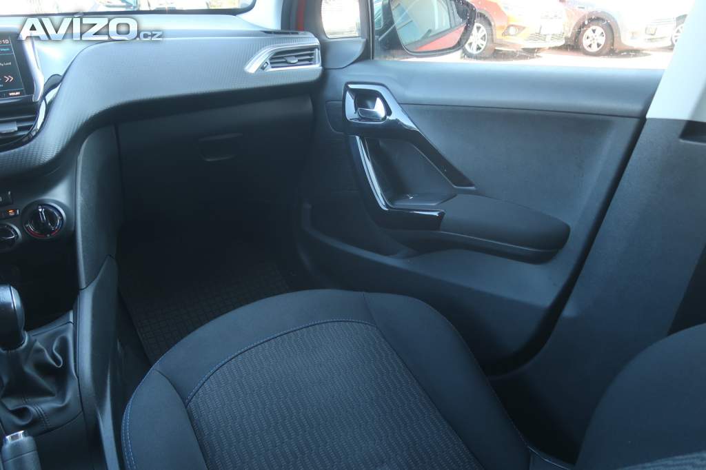 Foto inzerátu Peugeot 208 1.2 PureTech