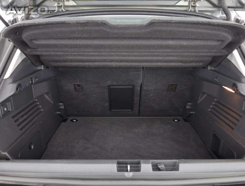 Foto inzerátu Peugeot 3008 1.6 VTi