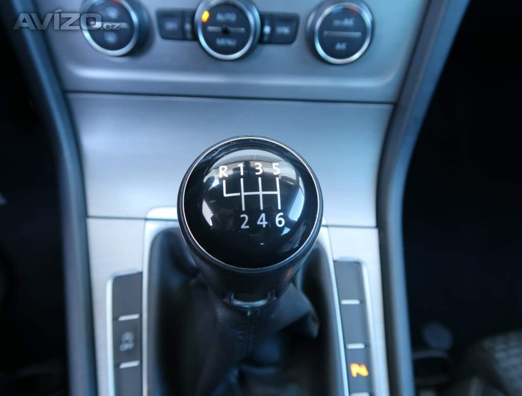 Foto inzerátu Volkswagen Golf 1.2 TSI