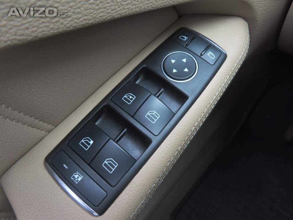 Foto inzerátu Mercedes-Benz Třídy E E 300 CDI