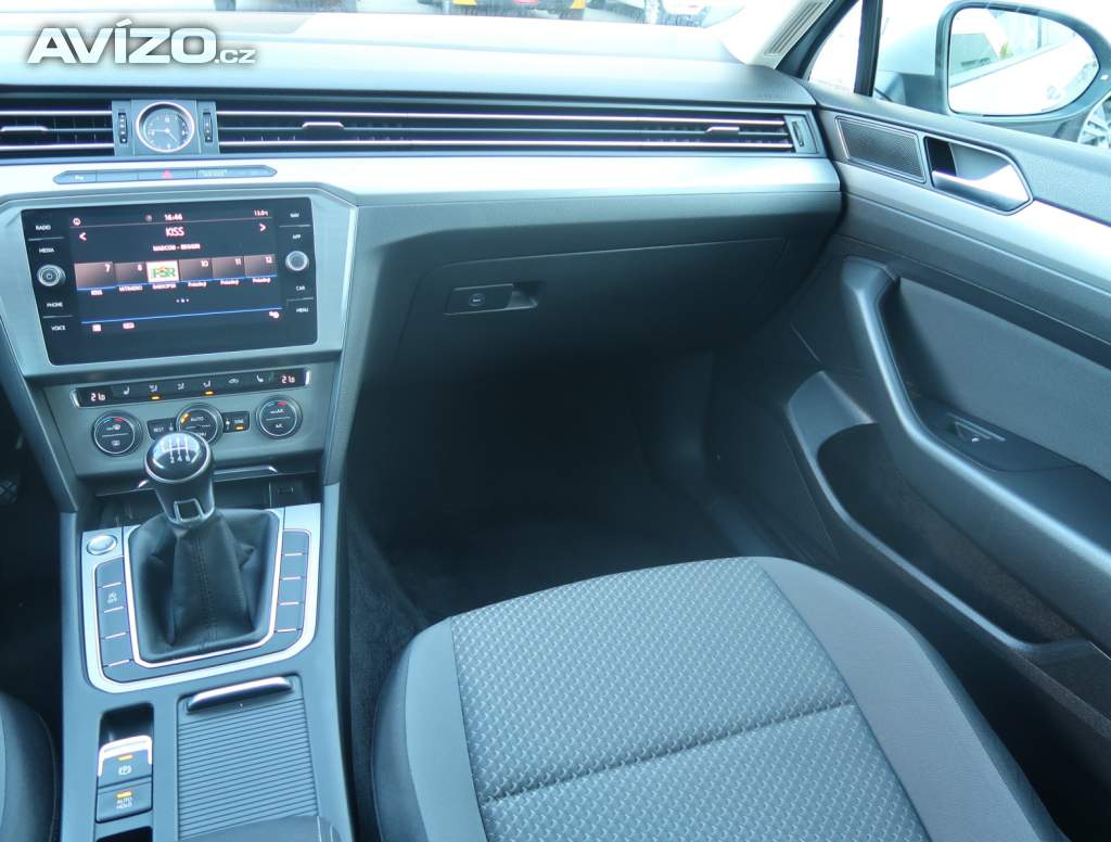 Foto inzerátu Volkswagen Passat 2.0 TDI