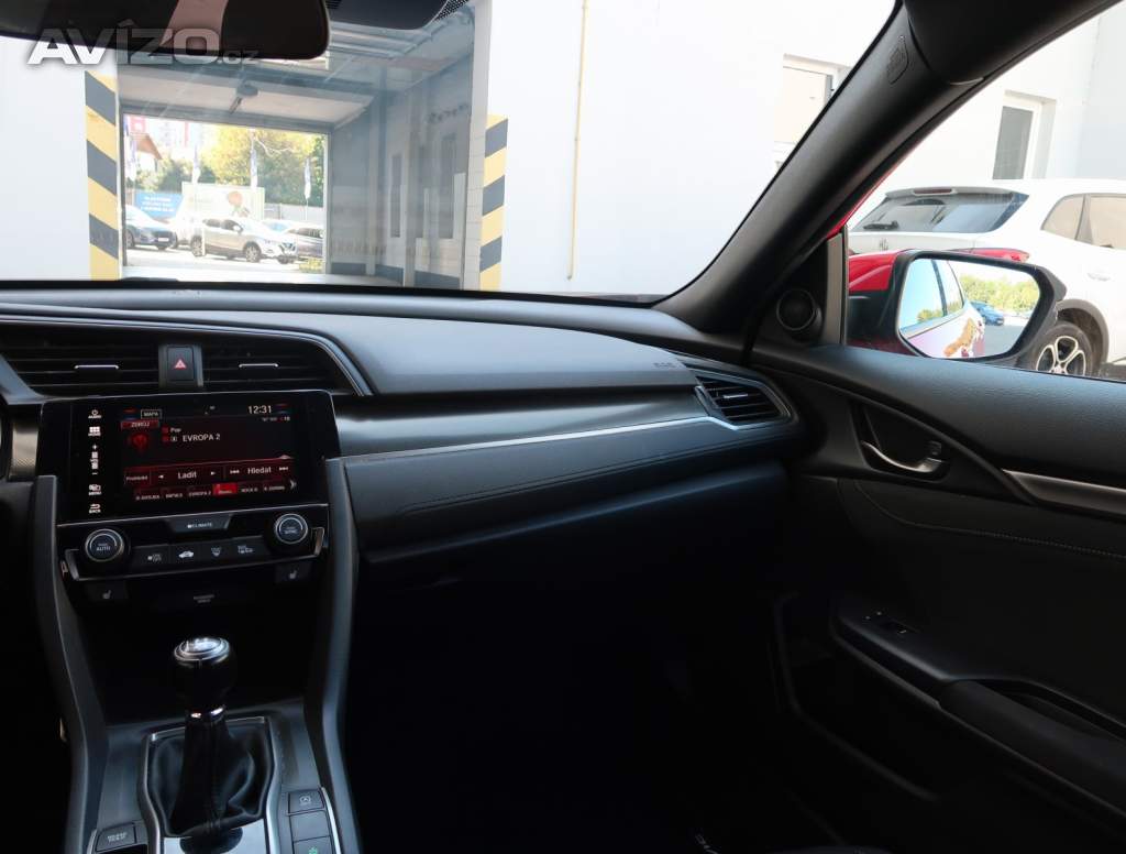 Foto inzerátu Honda Civic 1.0 VTEC Turbo