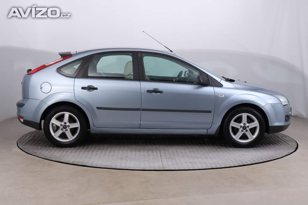 Foto inzerátu Ford Focus 1.6 16V