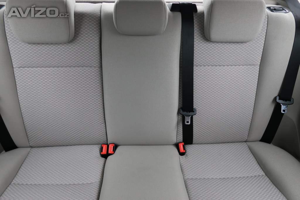 Foto inzerátu Ford Focus 1.6 16V