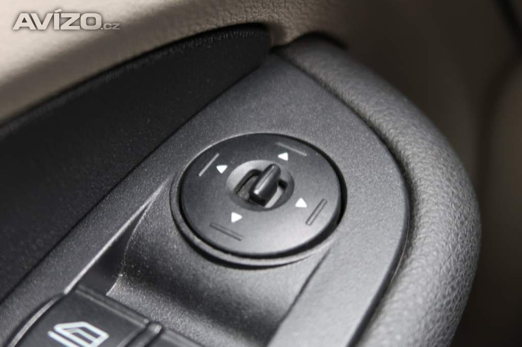 Foto inzerátu Ford Focus 1.6 16V