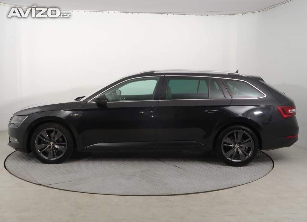 Foto inzerátu Škoda Superb 2.0 TSI