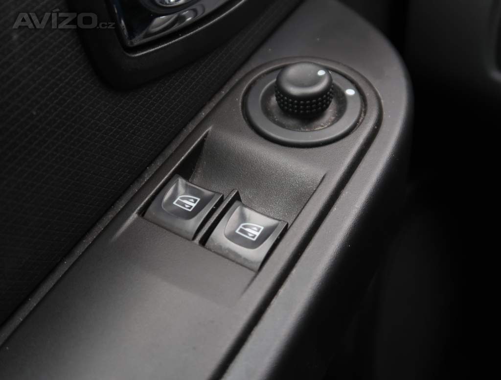 Foto inzerátu Renault Clio 1.2 16V