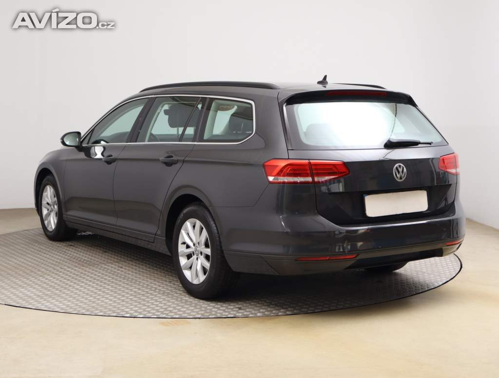 Foto inzerátu Volkswagen Passat 2.0 TDI