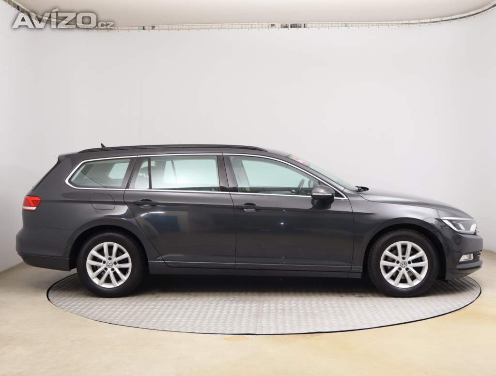 Foto inzerátu Volkswagen Passat 2.0 TDI