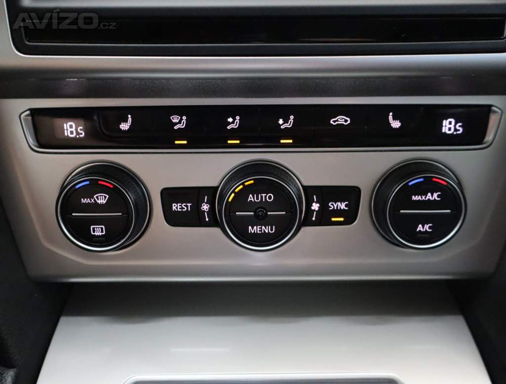 Foto inzerátu Volkswagen Passat 2.0 TDI