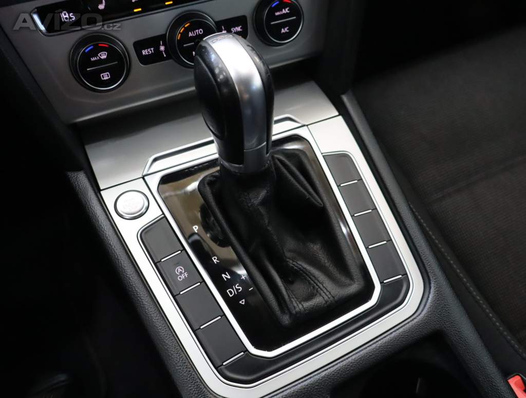 Foto inzerátu Volkswagen Passat 2.0 TDI