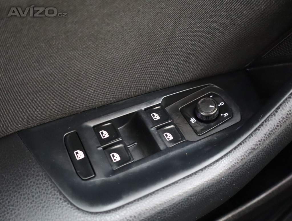 Foto inzerátu Volkswagen Passat 2.0 TDI