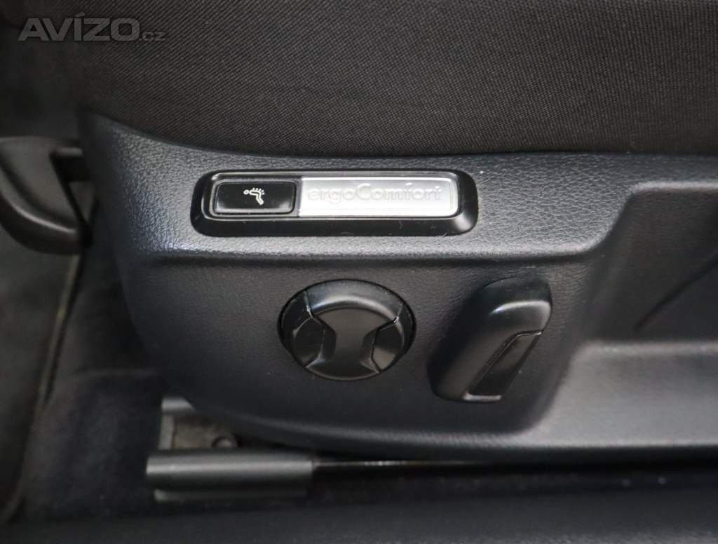 Foto inzerátu Volkswagen Passat 2.0 TDI