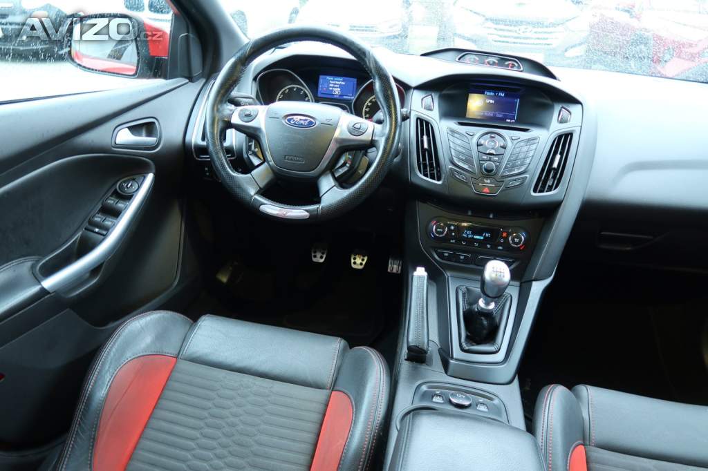 Foto inzerátu Ford Focus 2.0 EcoBoost ST