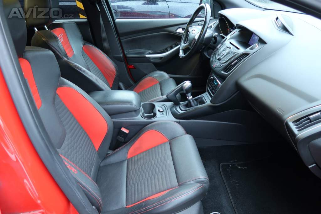 Foto inzerátu Ford Focus 2.0 EcoBoost ST