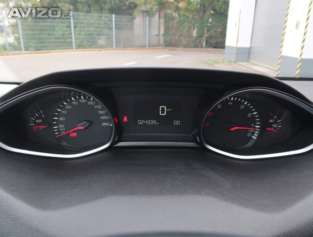 Foto inzerátu Peugeot 308 1.2 PureTech