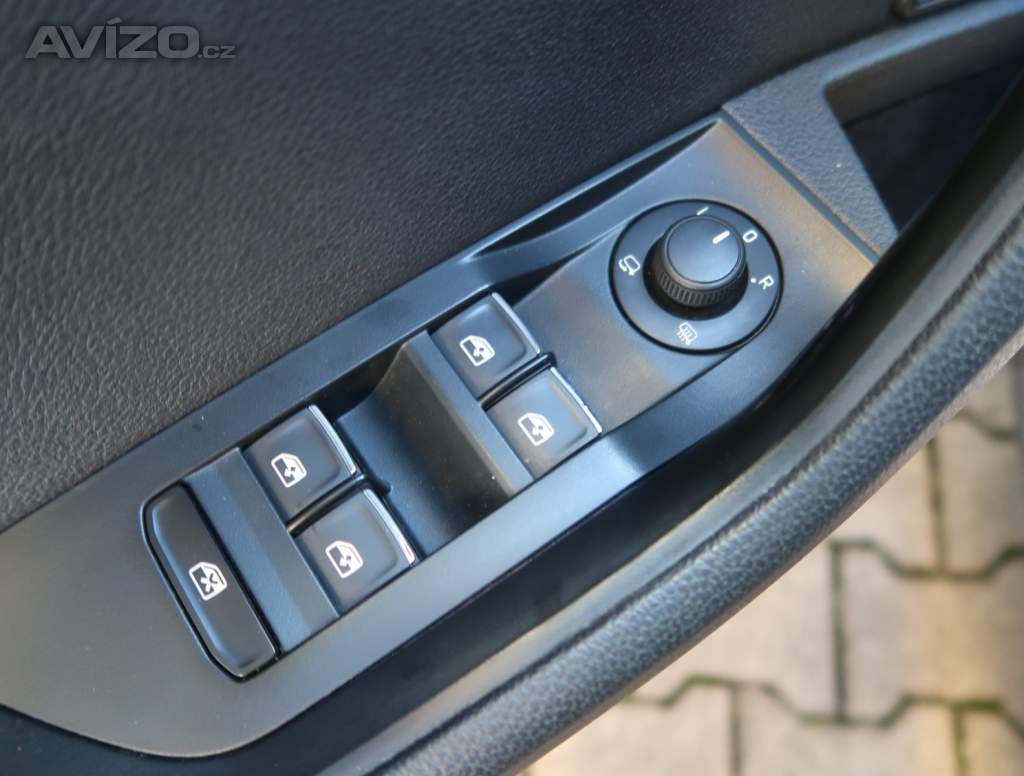 Foto inzerátu Škoda Superb 2.0 TDI