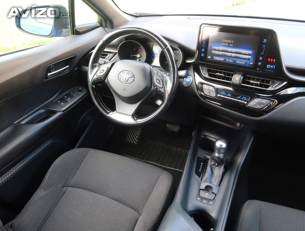 Foto inzerátu Toyota C-HR 1.8 Hybrid