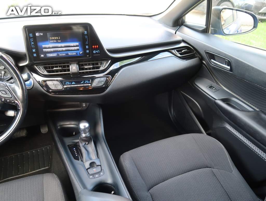 Foto inzerátu Toyota C-HR 1.8 Hybrid