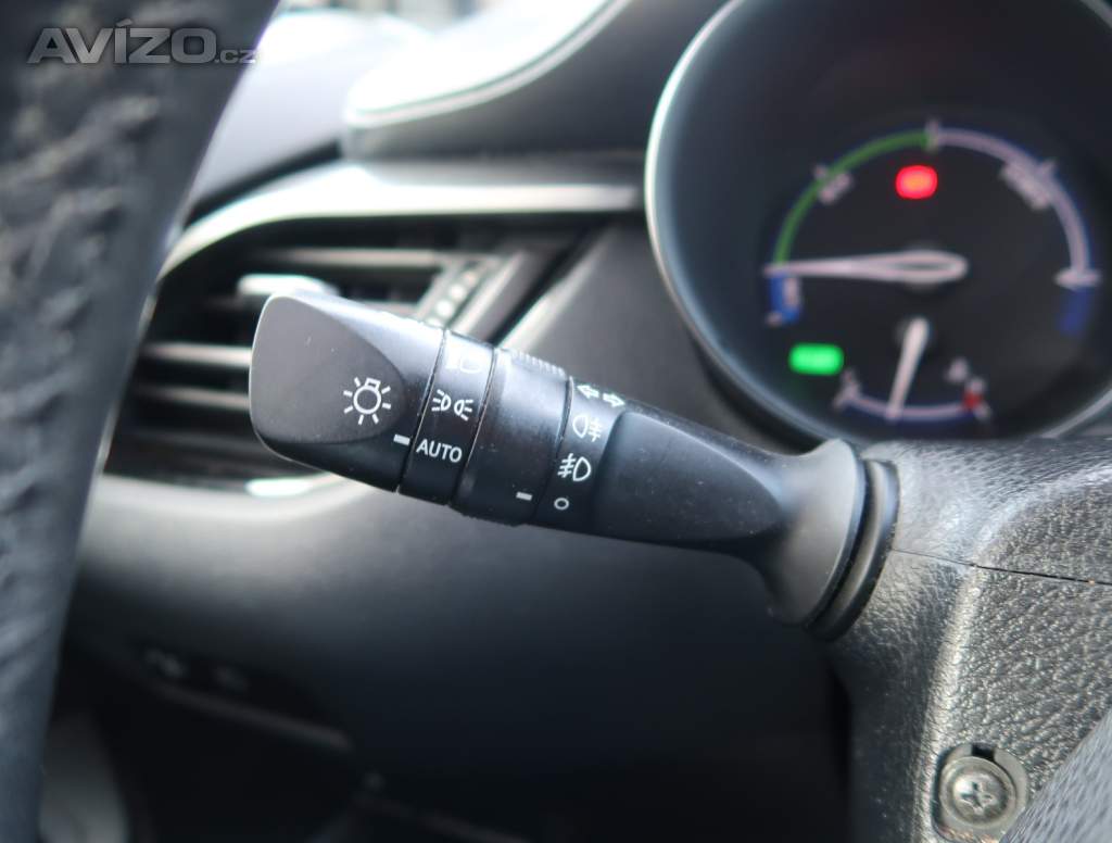 Foto inzerátu Toyota C-HR 1.8 Hybrid