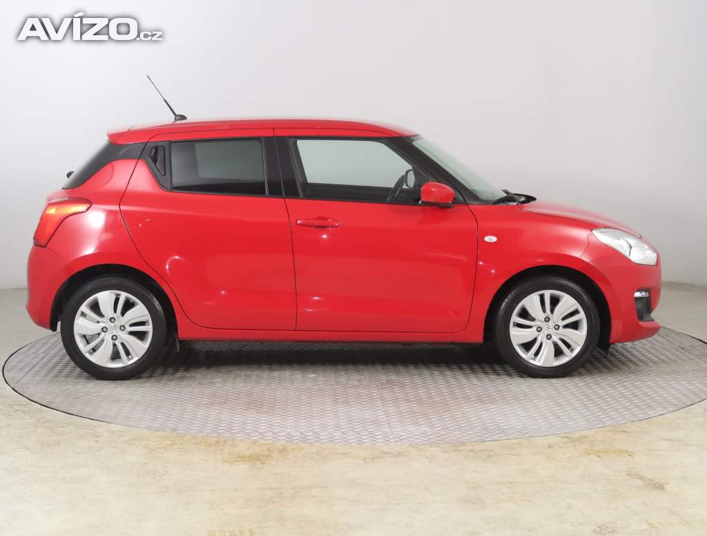 Foto inzerátu Suzuki Swift 1.2 SHVS