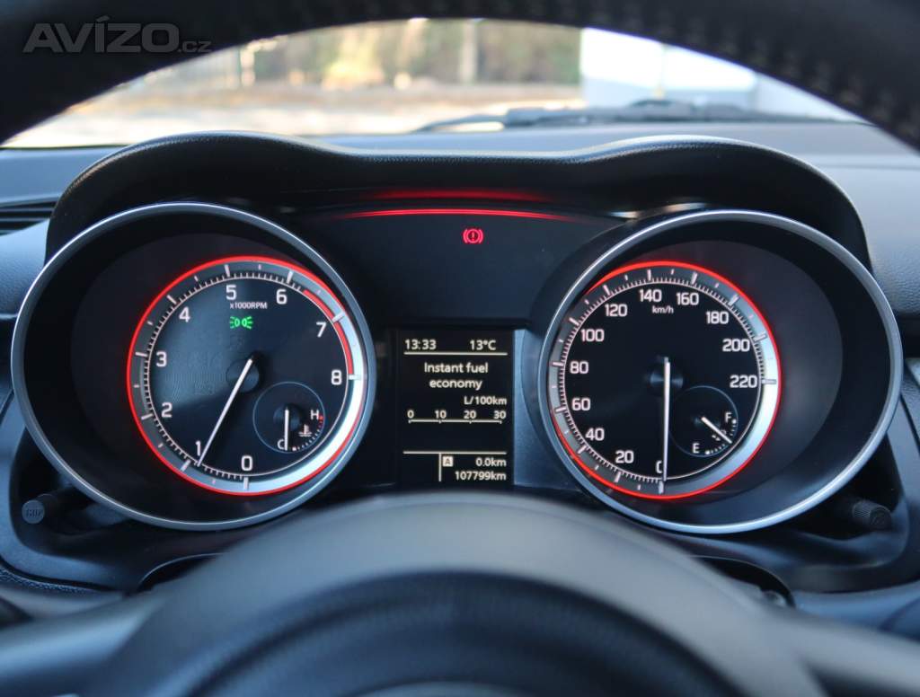 Foto inzerátu Suzuki Swift 1.2 SHVS