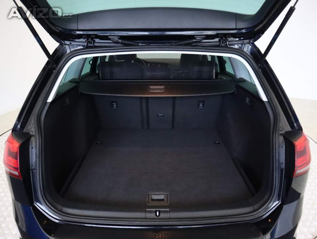 Foto inzerátu Volkswagen Golf 2.0 TDI