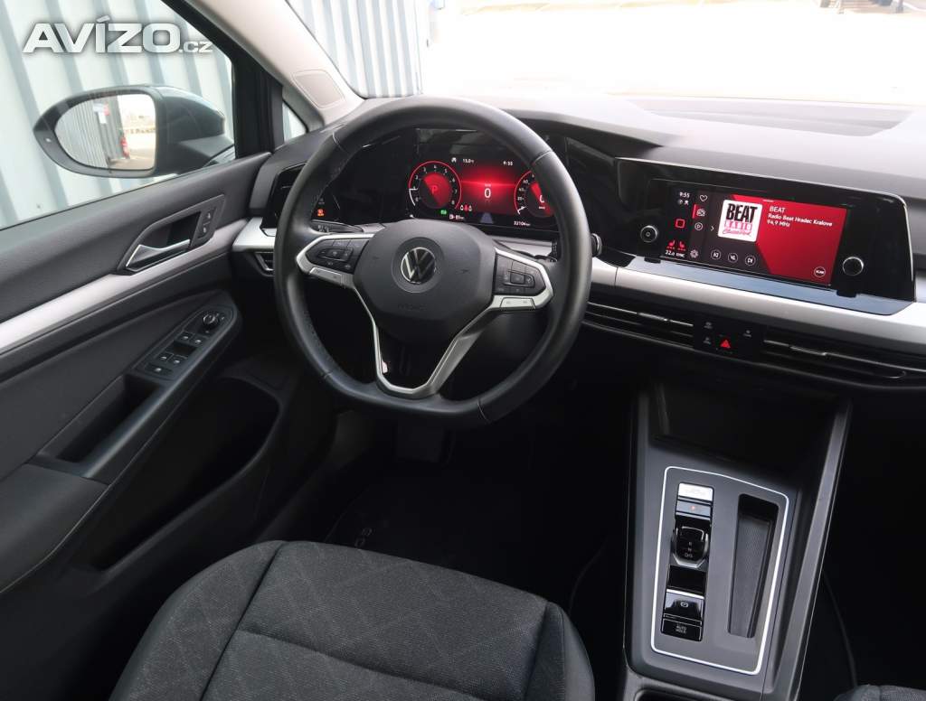 Foto inzerátu Volkswagen Golf 1.0 eTSI