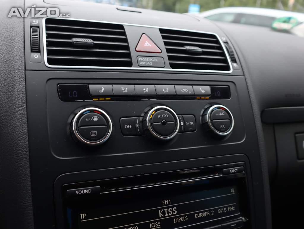 Foto inzerátu Volkswagen Touran 1.2 TSI