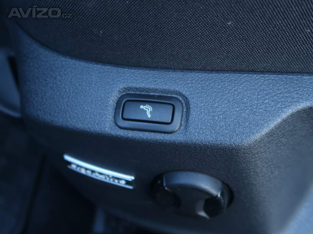 Foto inzerátu Volkswagen Golf 1.0 TSI