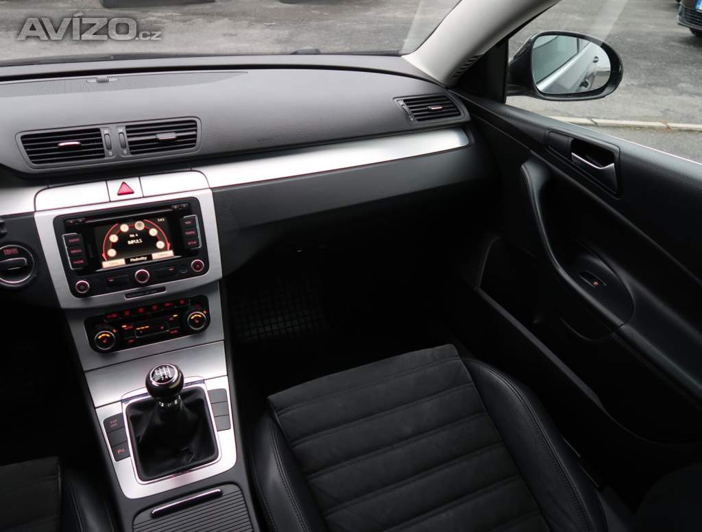 Foto inzerátu Volkswagen Passat 2.0 TDI