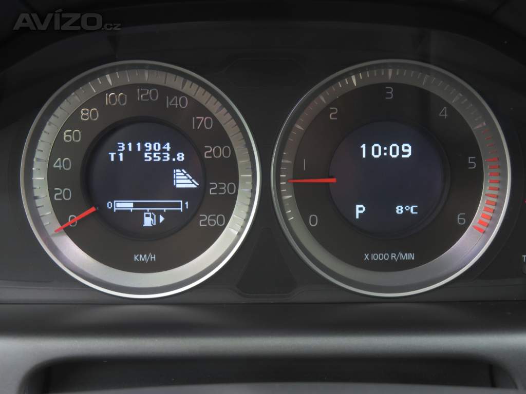 Foto inzerátu Volvo XC60 D4