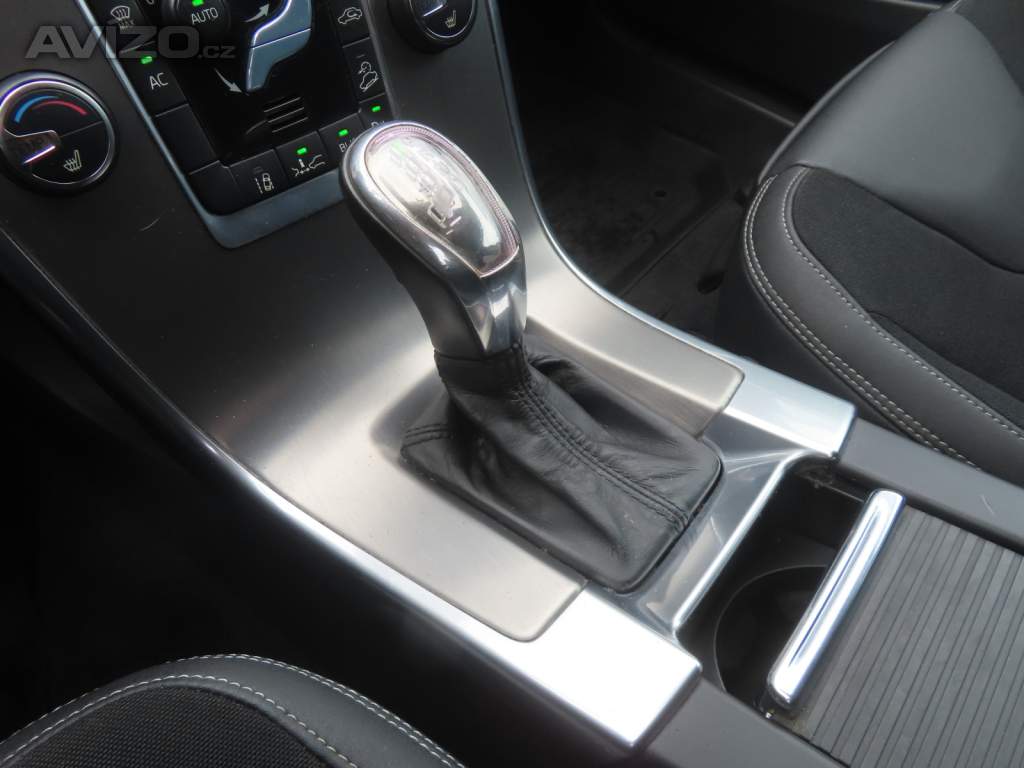 Foto inzerátu Volvo XC60 D4