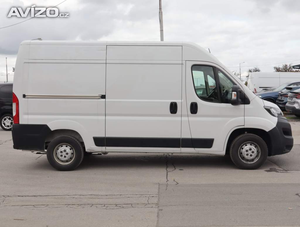 Foto inzerátu Peugeot Boxer 2.2 BlueHDi