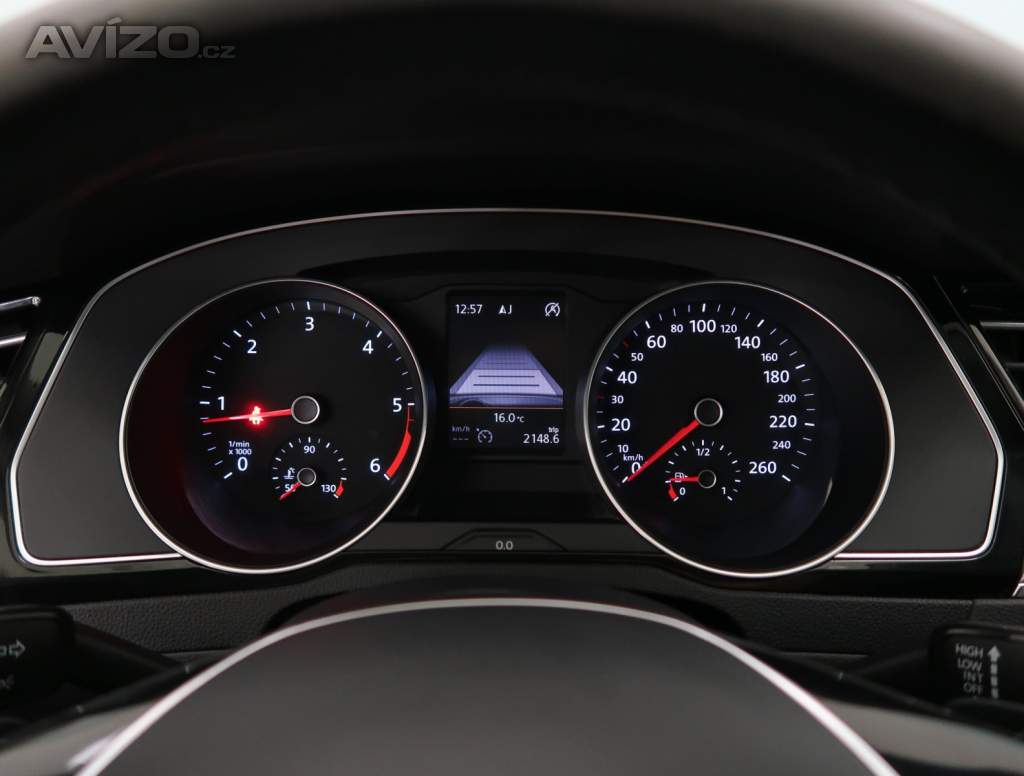 Foto inzerátu Volkswagen Passat 2.0 TDI