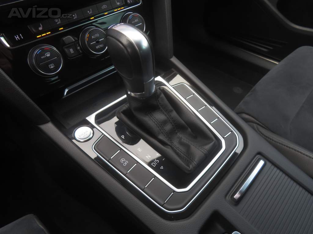 Foto inzerátu Volkswagen Passat 2.0 TDI