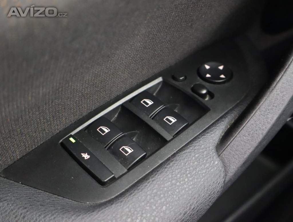 Foto inzerátu BMW X1 sDrive18d