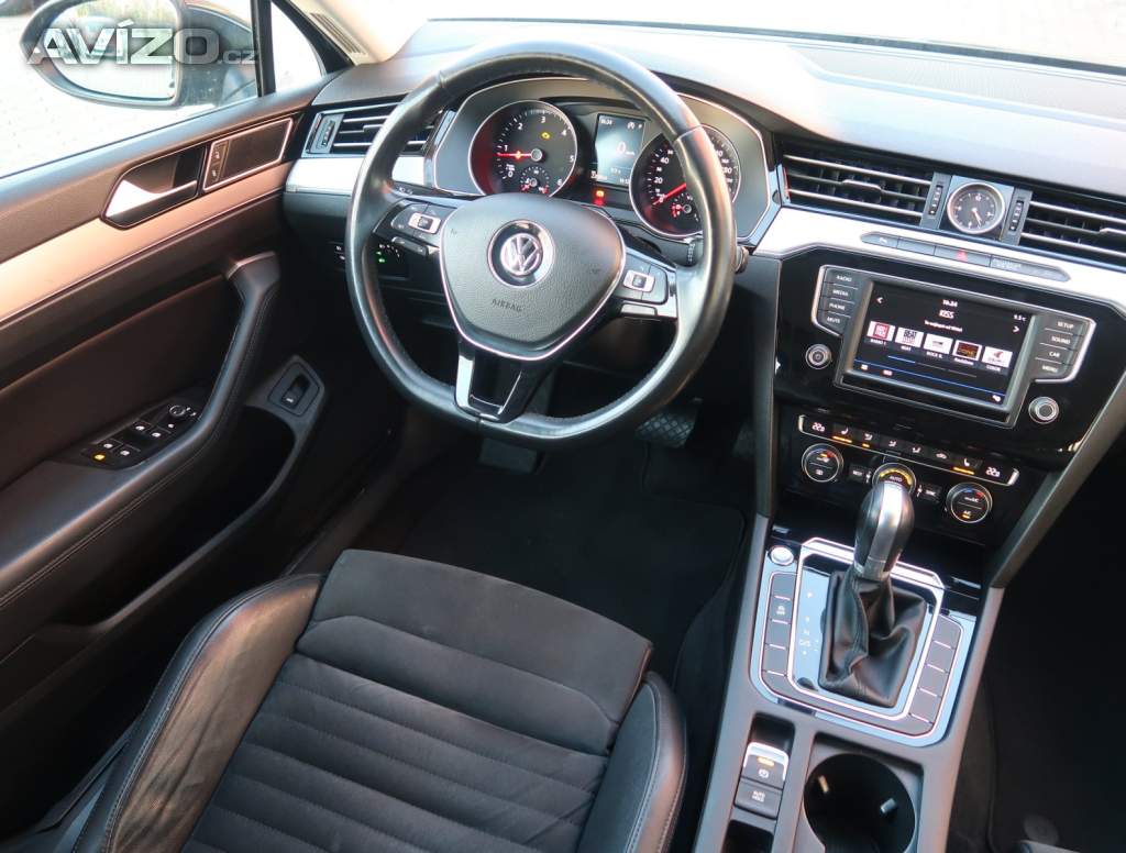 Foto inzerátu Volkswagen Passat 2.0 TDI