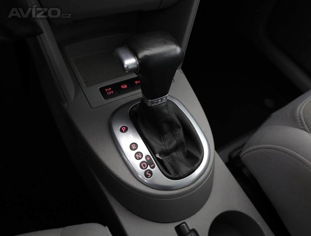 Foto inzerátu Volkswagen Touran 2.0 TDI