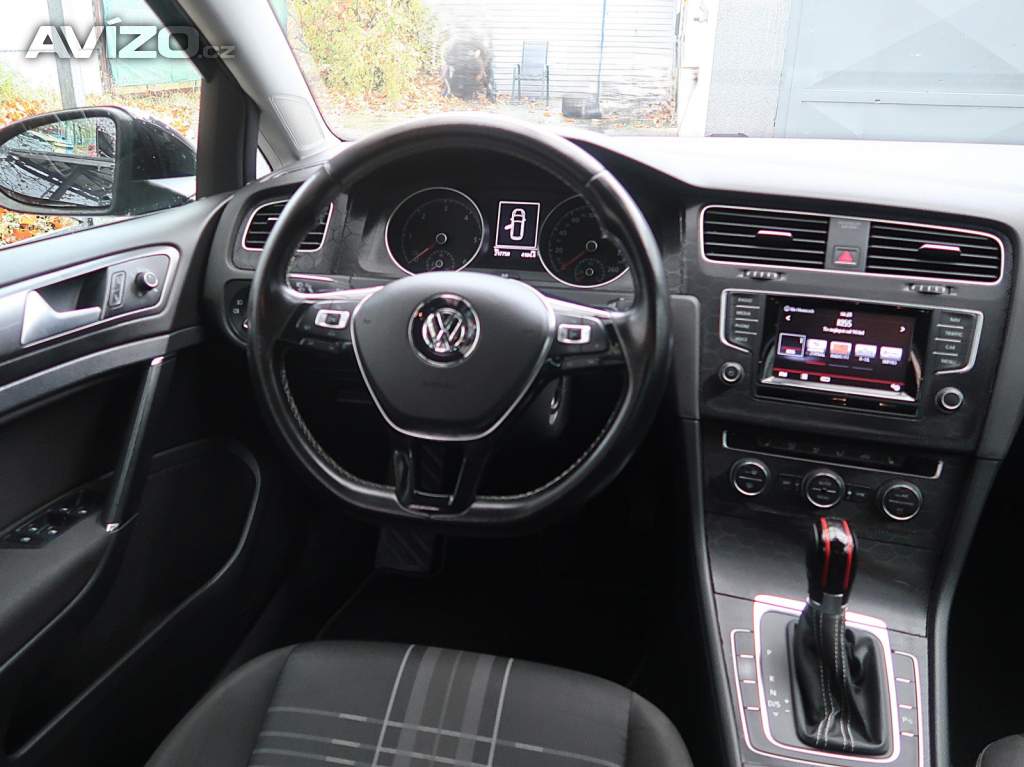 Foto inzerátu Volkswagen Golf 2.0 TDI