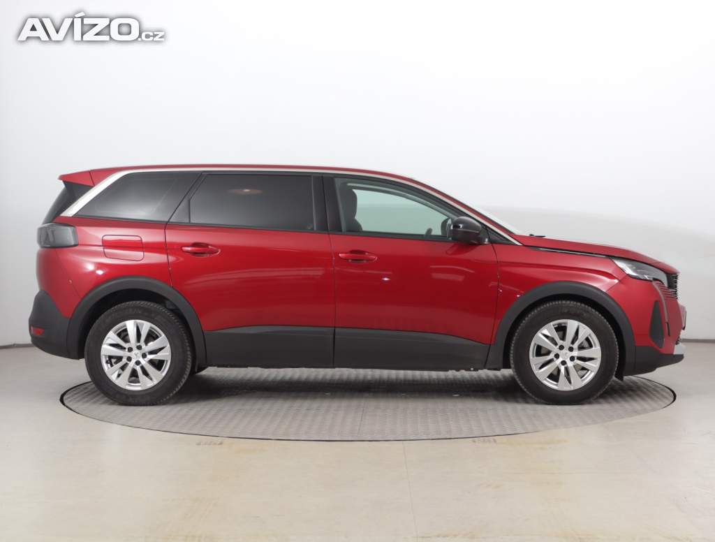 Foto inzerátu Peugeot 5008 PureTech 130