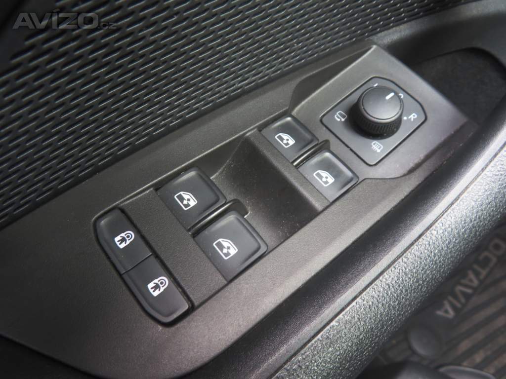 Foto inzerátu Škoda Octavia 1.5 TSI e-tec