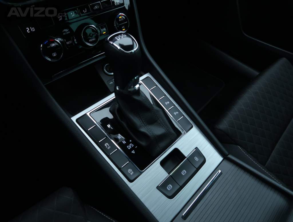 Foto inzerátu Škoda Superb 2.0 TDI