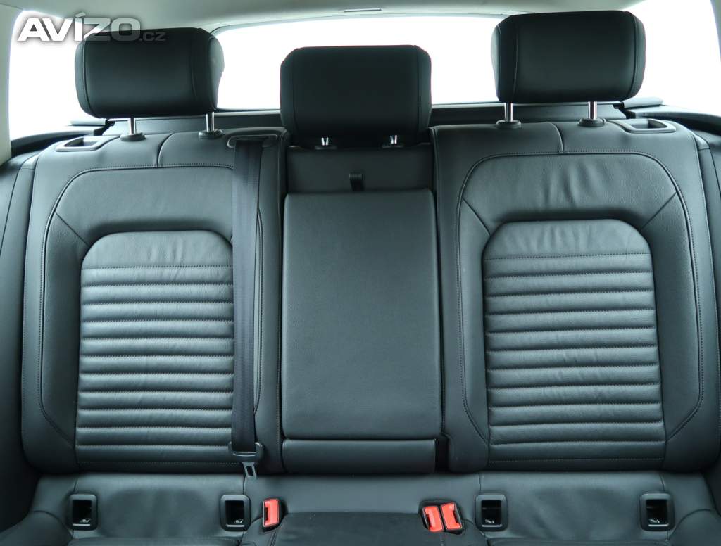 Foto inzerátu Volkswagen Passat 2.0 TDI