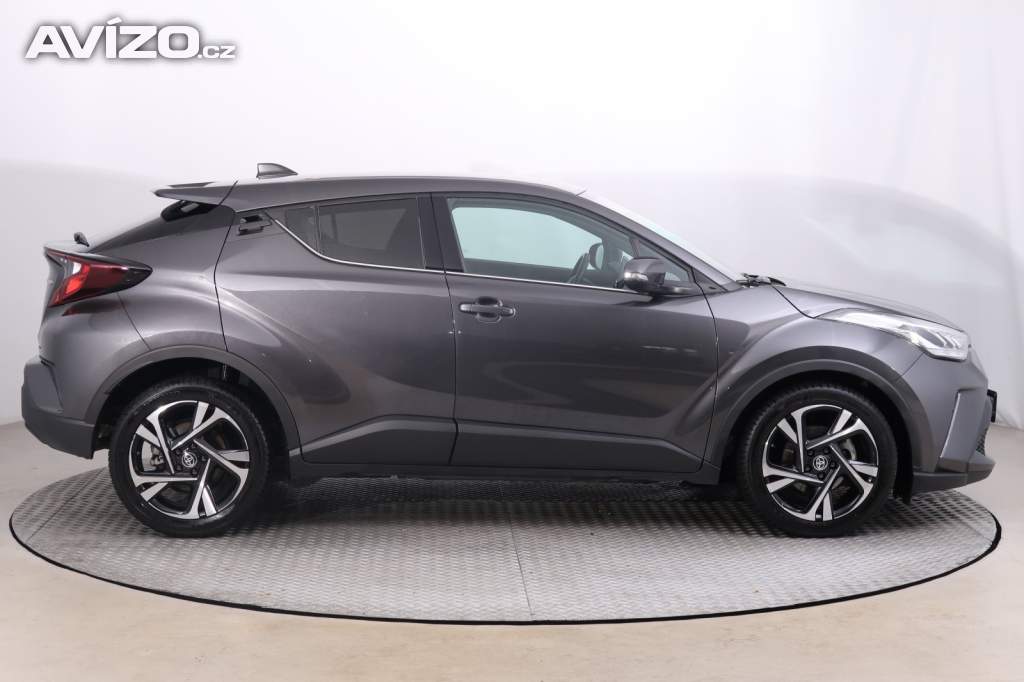 Foto inzerátu Toyota C-HR 1.8 Hybrid