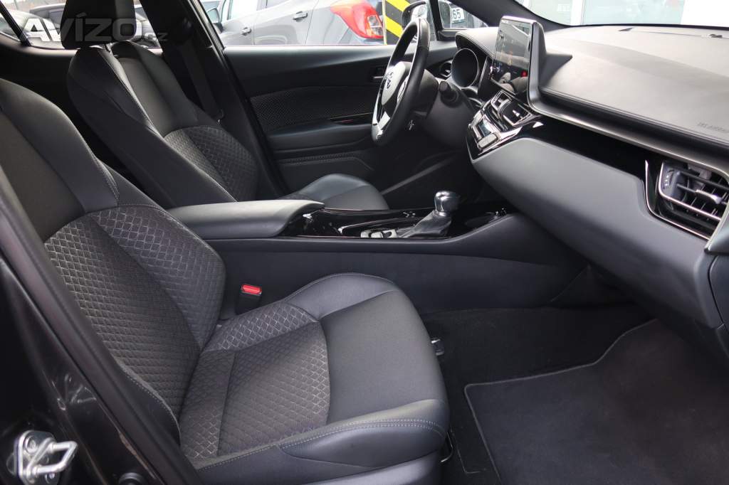 Foto inzerátu Toyota C-HR 1.8 Hybrid